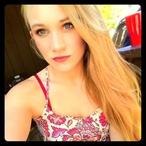 Meet your Posher, Taylor